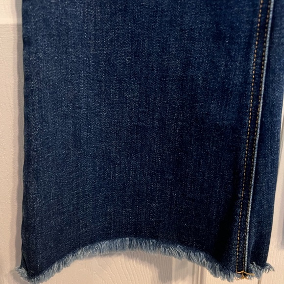 High Rise Distressed Ankle Wide  Jeans. Size Small - Picture 8 of 10